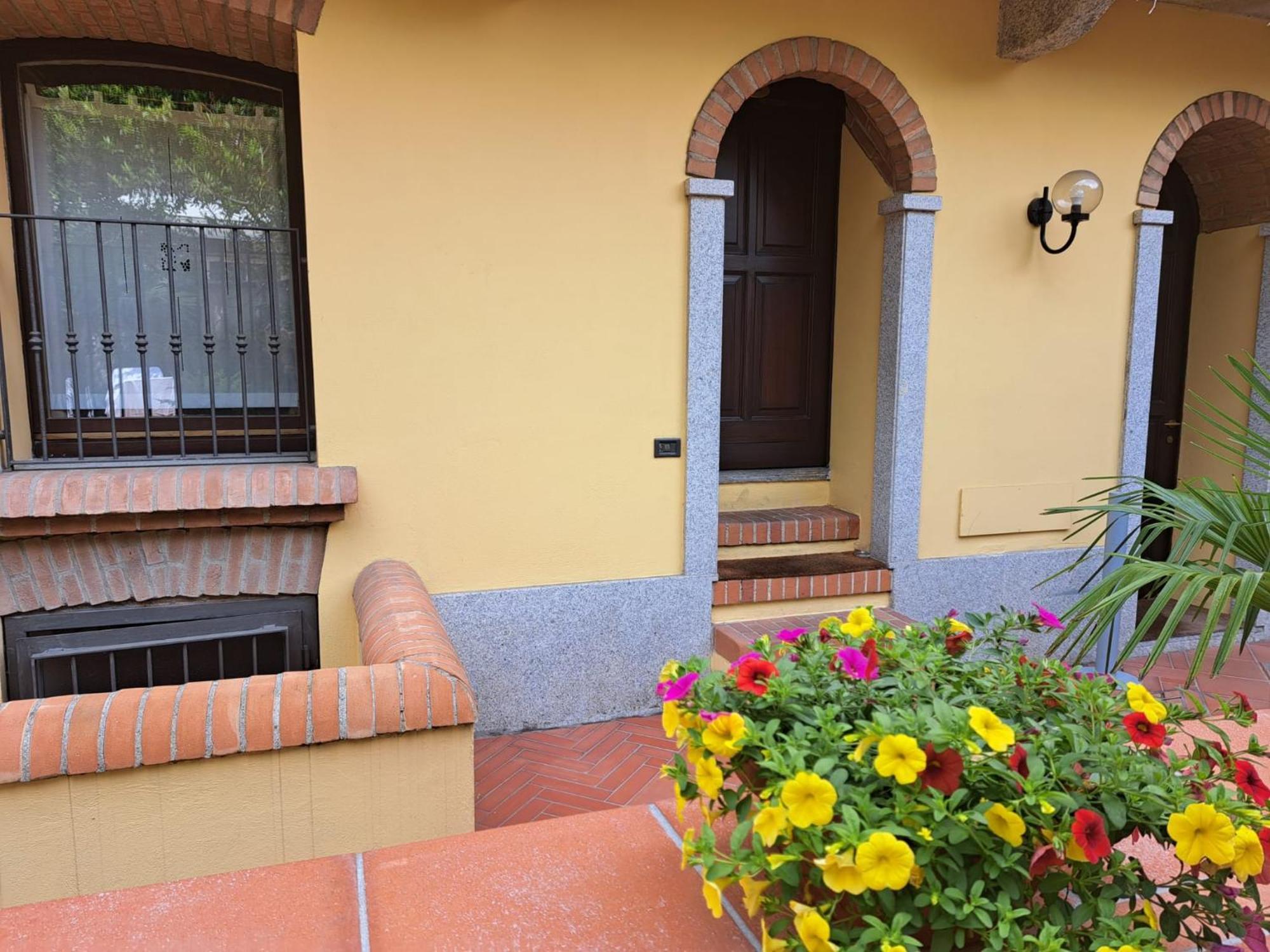 Monolocale Dalia Abbadesse Guest House Milano Esterno foto